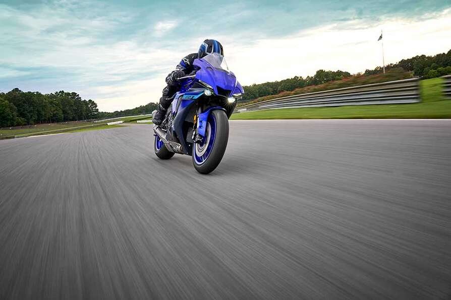 2024 Yamaha YZF R1 Performance Black