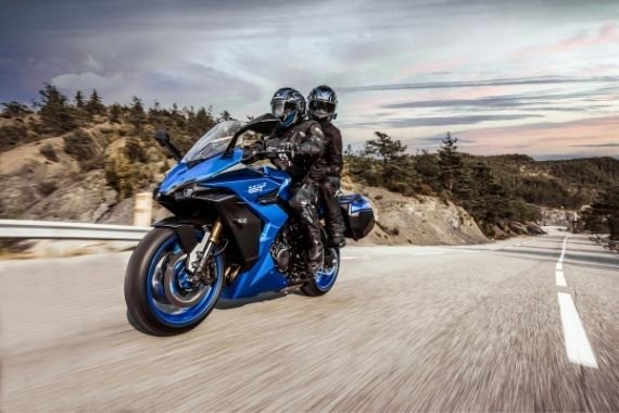 2025 Suzuki GSX S1000GT+ Pear Vigor Blue