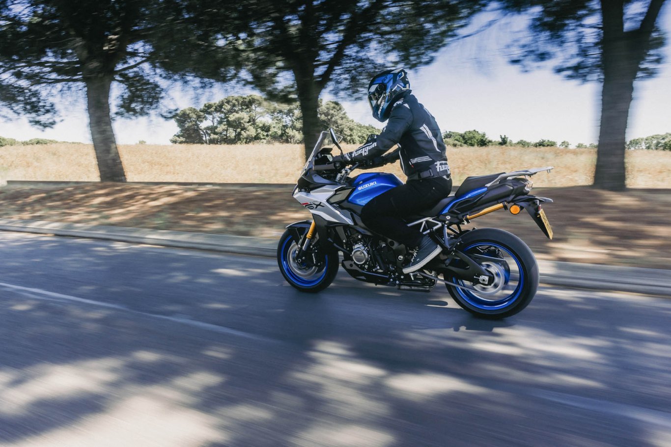 2025 Suzuki GSX S1000GX+