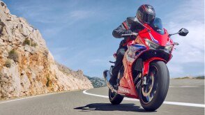 2025 Honda CBR500R ABS