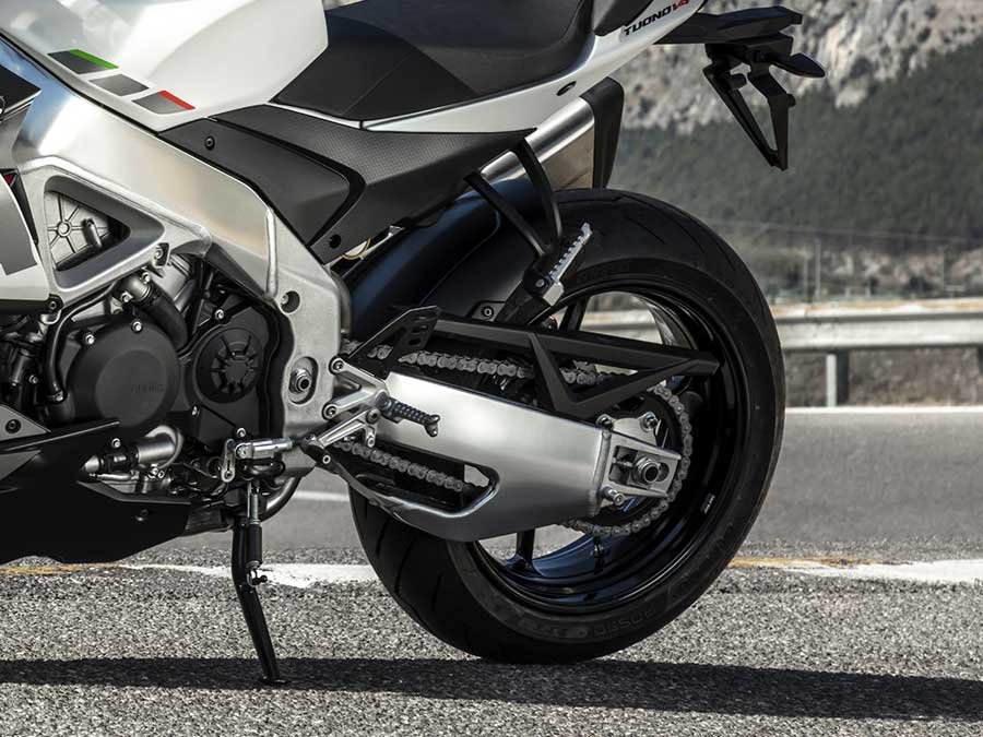 2025 Aprilia Tuono V4 1100 Torque Red