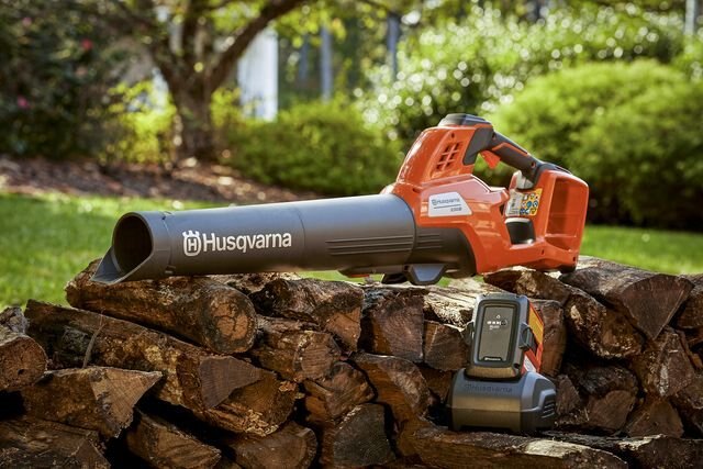 Husqvarna electric 2024 leaf blower