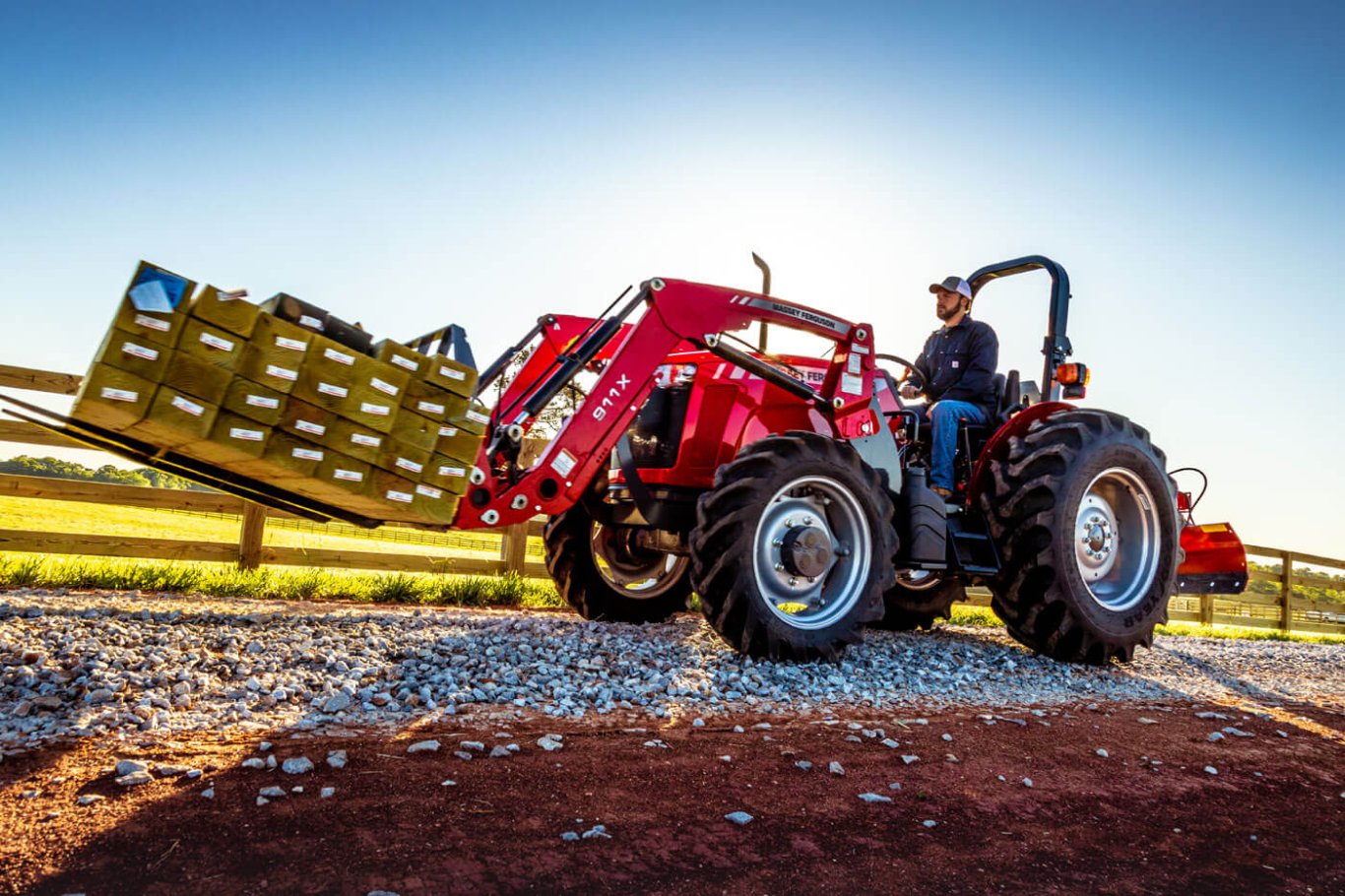 Massey Ferguson 2600 H Series Utility Tractor MF 2606H