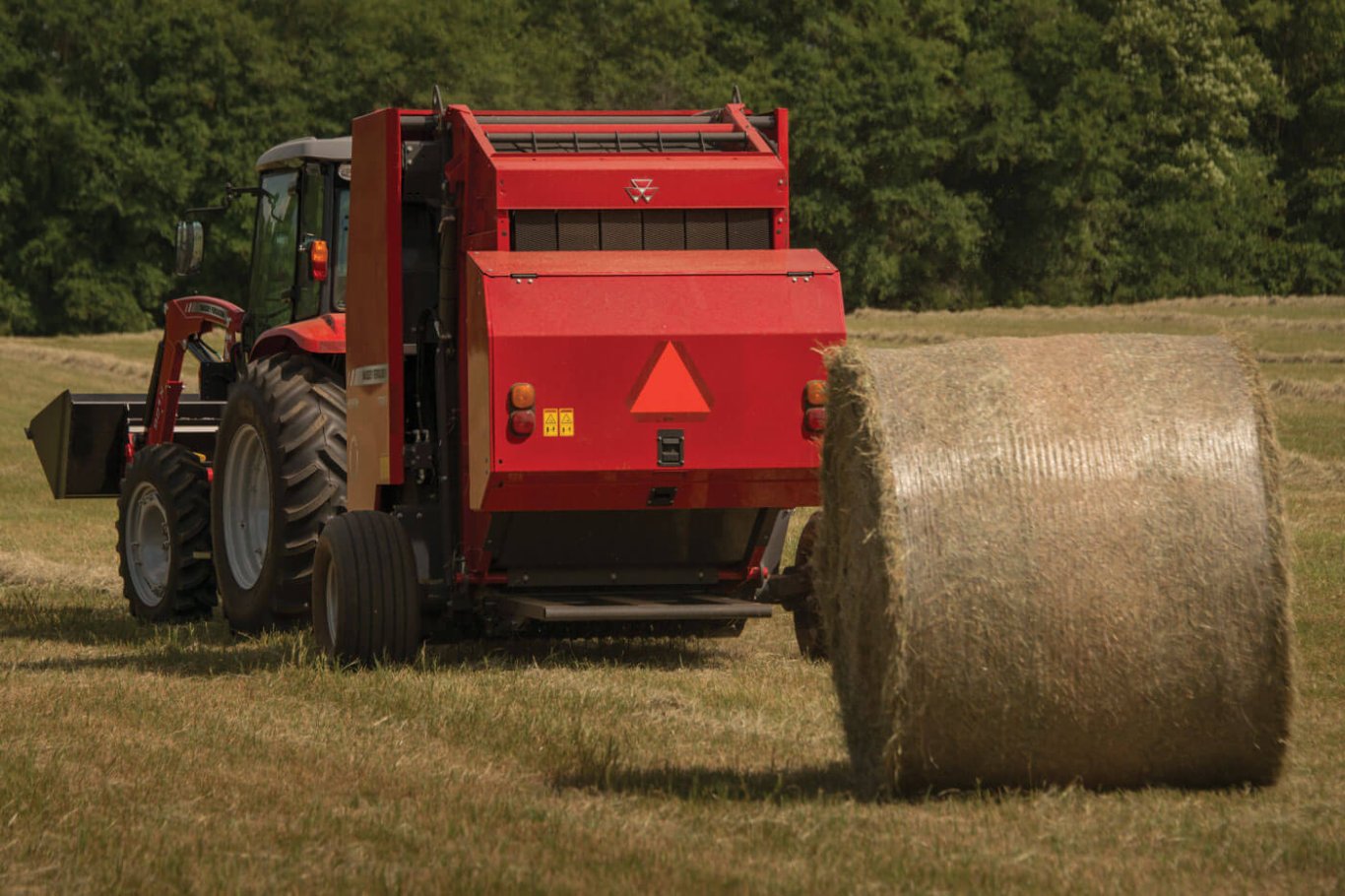 Massey Ferguson MF 1745D Economy Round Balers