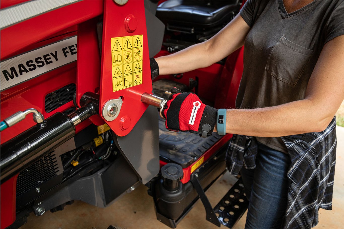 Massey Ferguson MF FL.180 Compact Loaders and Backhoes