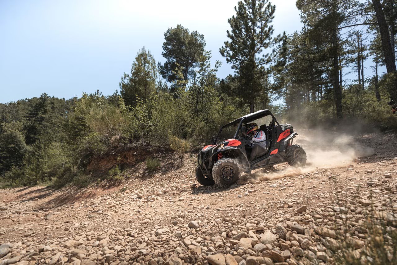 2025 Can Am Maverick Trail DPS 700