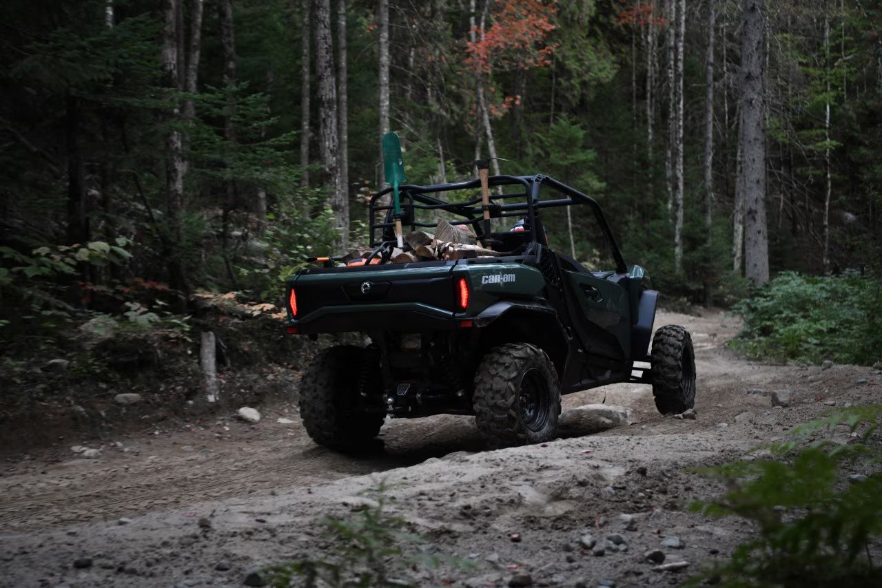 2025 Can Am Commander MAX XT 700 Triple Black