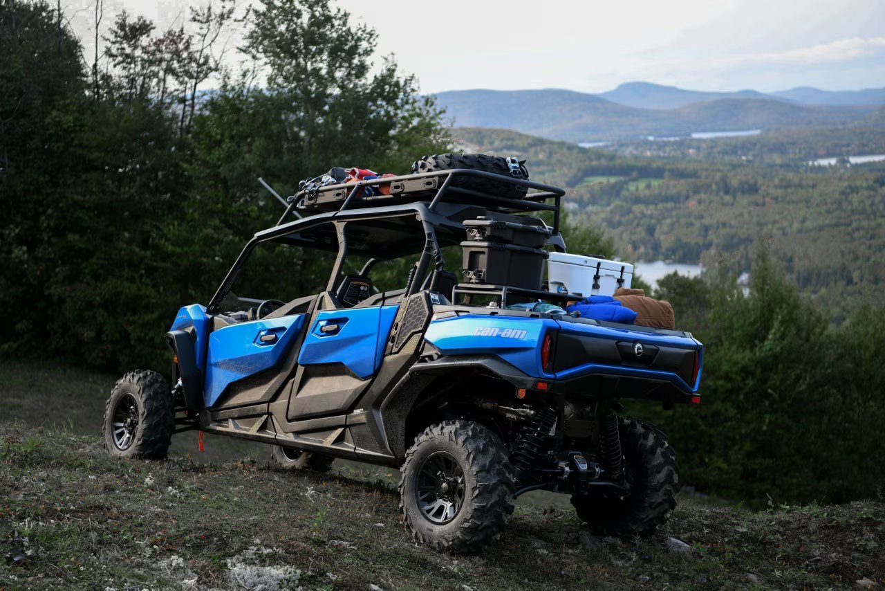 2025 Can Am Commander MAX XT 700 Fiery Red