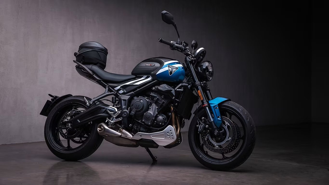 2025 Triumph NEW TRIDENT 660 Jet Black