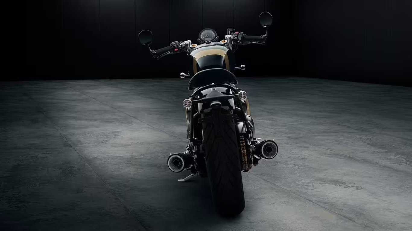 2025 Triumph BONNEVILLE BOBBER TFC