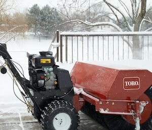 Toro 36 in. (91 cm) Power Broom Commercial Gas Power Brush