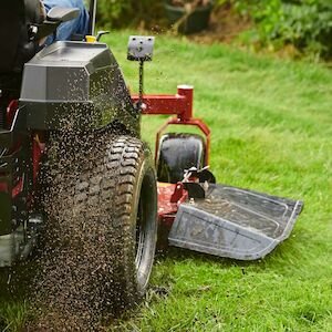 Toro 54 in. (137 cm) TITAN® Zero Turn Mower