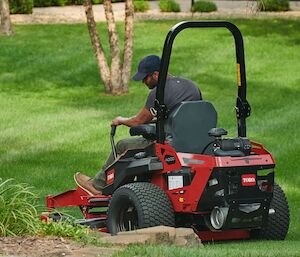 Toro 4000 Series MyRIDE® HDX 52 in. (132 cm) 31 hp 999cc