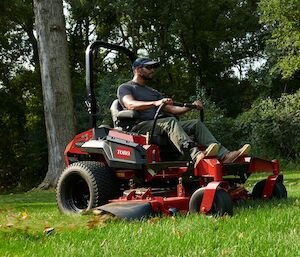 Toro 4000 Series MyRIDE® HDX 52 in. (132 cm) 31 hp 999cc