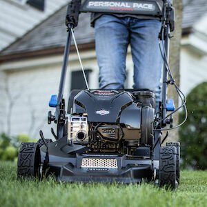 Toro 21 in . (53 cm) Super Recycler® w/Personal Pace® & SmartStow® Gas Lawn Mower