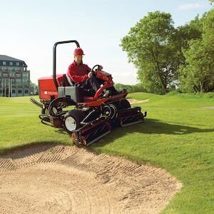 Toro Reelmaster® 3100 D Diesel Powered with Fixed Heads