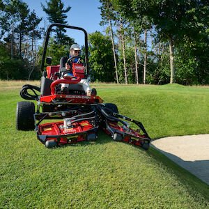 Toro Groundsmaster® 3500 D Diesel Powered with Sidewinder