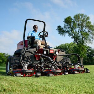 Toro Groundsmaster® 4300 7.5ft (2.3m) Cutting Width