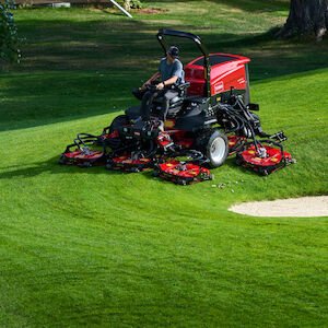 Toro Groundsmaster® 4700 12.5ft (3.8m) Cutting Width