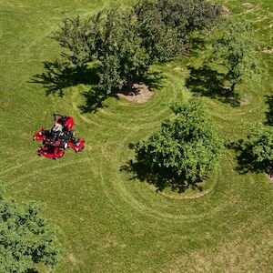 Toro Groundsmaster® 4000 D with ROPS