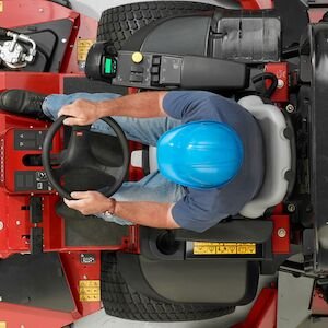 Toro Groundsmaster® 4110 D with All Season Safety Cab