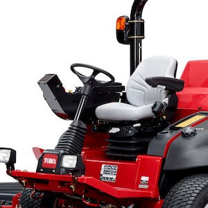 Toro Groundsmaster® 5900 with ROPS