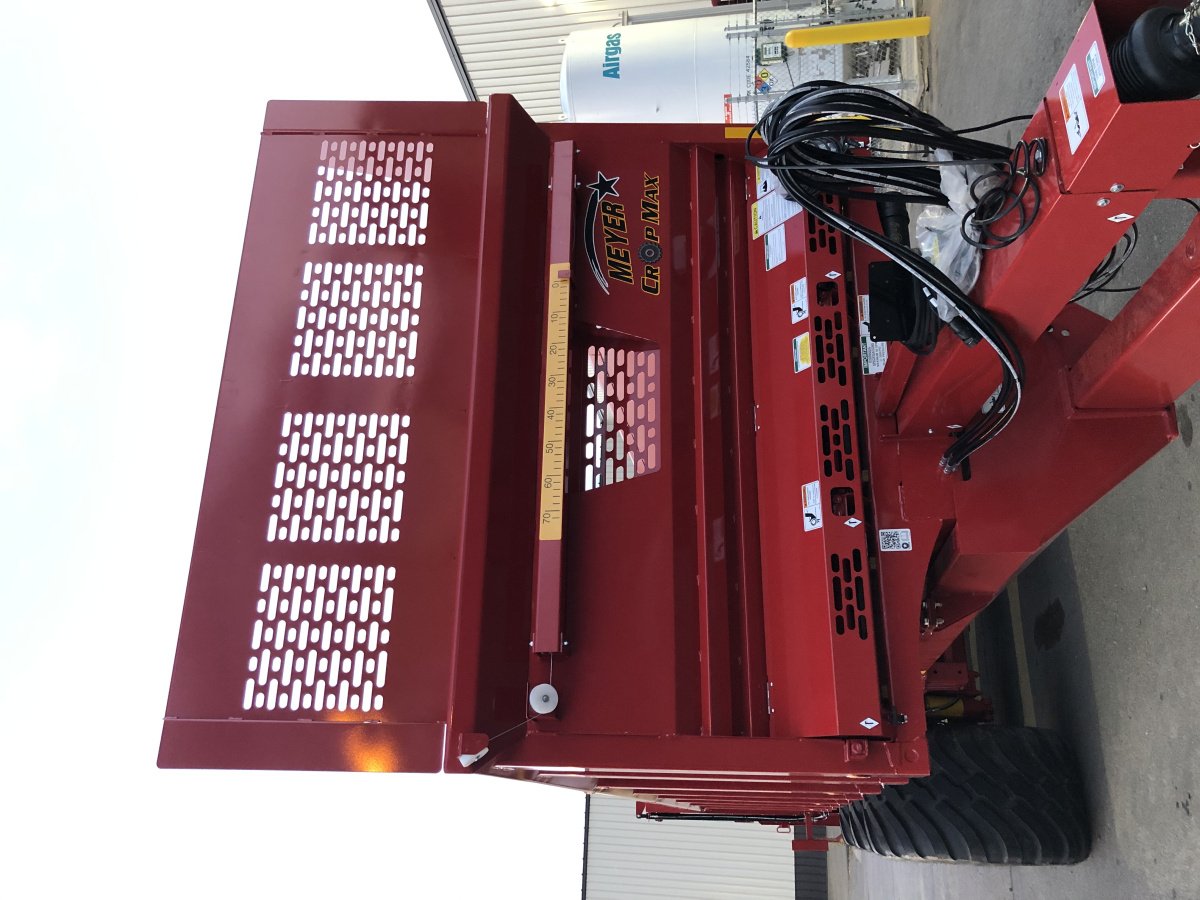 Meyer Manufacturing Crop Pro Precision Spreaders