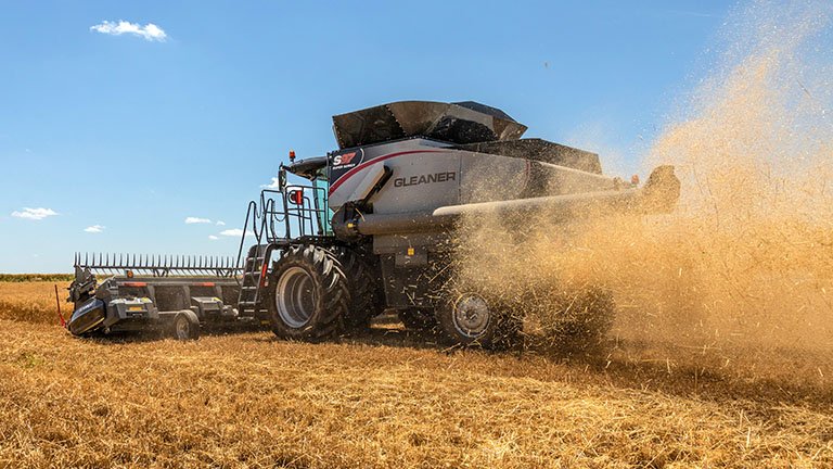 Gleaner S96 Super Combines