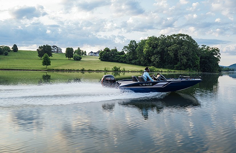 2025 Lowe Boats Stinger 188 Metallic Silver