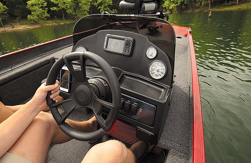 2025 Lowe Boats Skorpion 17 Black Exterior Gray Carpeted Interior