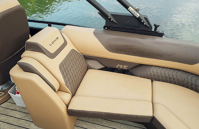 2025 Lowe Boats RS 270 EW Charcoal Metallic Exterior Marshmallow w/ Granite Upholstery