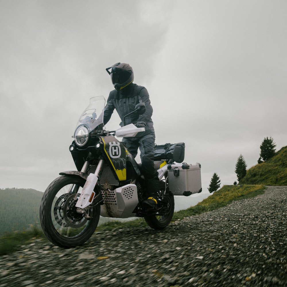 2025 Husqvarna Norden 901 Expedition