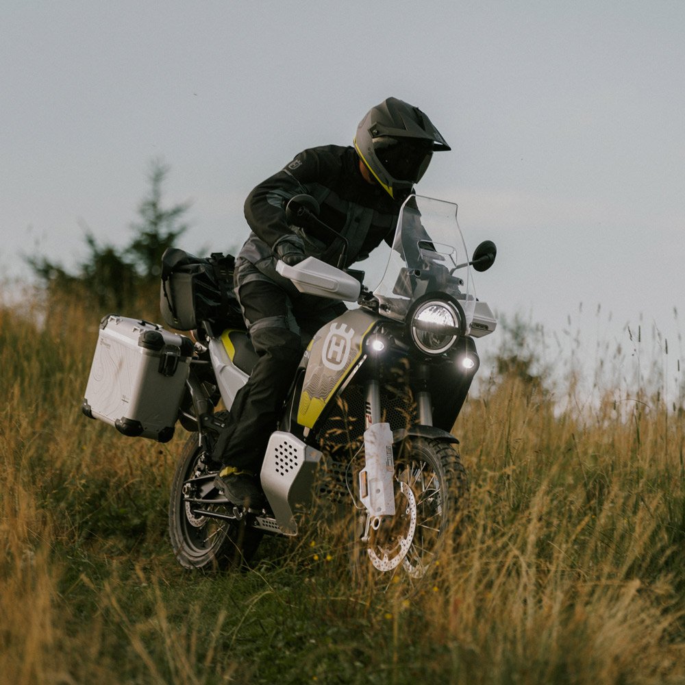 2025 Husqvarna Norden 901 Expedition