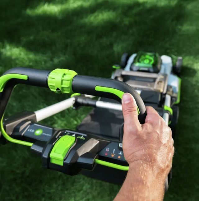 EGO Power+ 21 Self Propelled Mower with Touch Drive™ LM2125SP