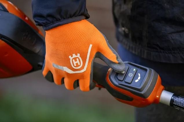 Husqvarna 330iK (tool only)