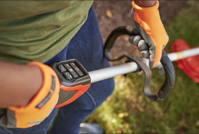 Husqvarna 220iL (tool only)