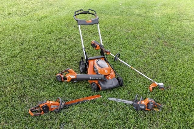 Husqvarna Hedge Master 320iHD60 (tool only)