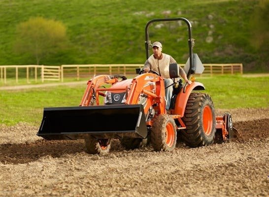 Purchase a CX or CK tractor and receive a FREE loader