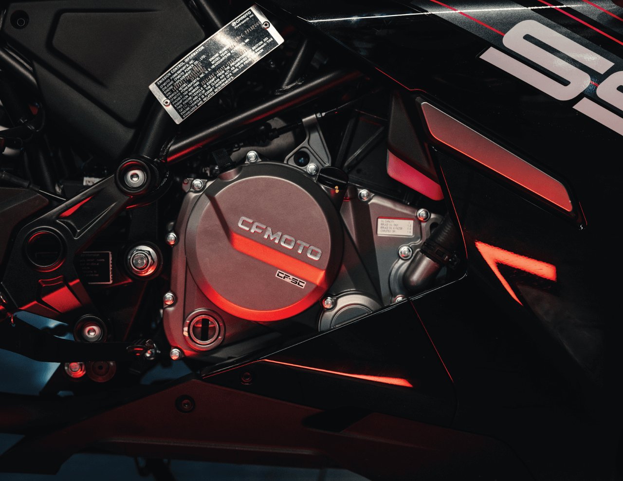 2024 CFMOTO 300SS Nebula Black