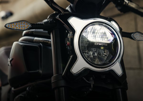 2024 CFMOTO 700CL X HERITAGE Nebula Black