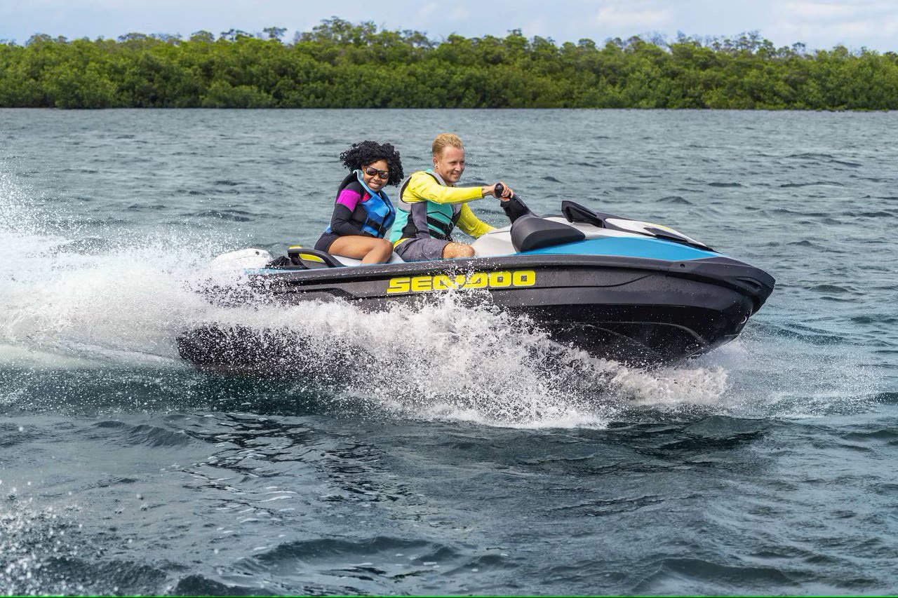 2025 Sea Doo GTI SE 170 Midnight Purple