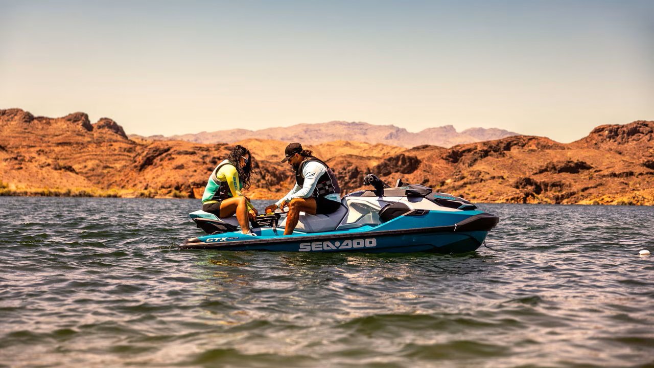 2025 Sea Doo GTX Limited 325 White Pearl Premium