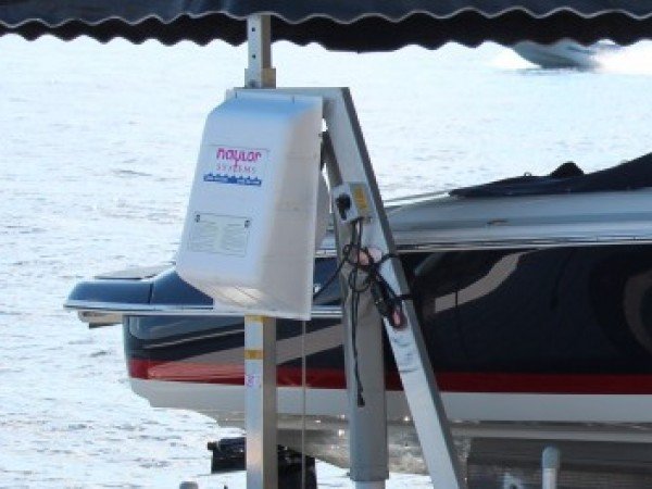 Naylor Docks Shallow Water Boat Lifts SL3000