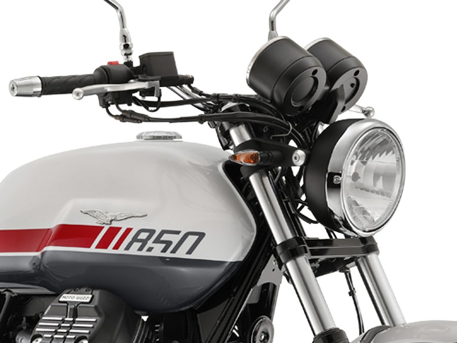 2025 Moto Guzzi V7 Special Silver Stripe Monochrome