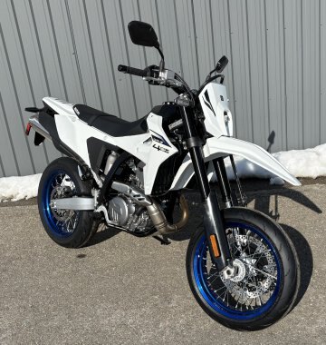 2026 Suzuki DR-Z4SM Solid Special White No. 2 | 26050 | Home