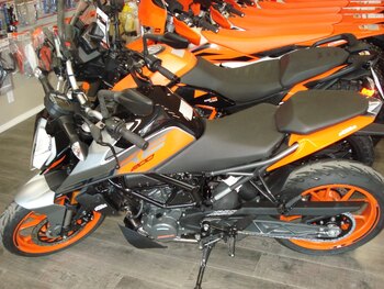 2026 KTM 390 Duke