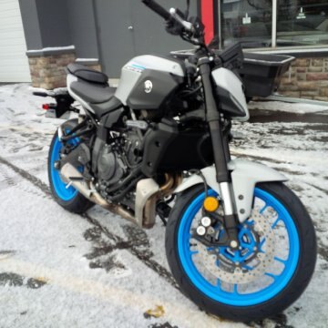 2025 Yamaha MT-07 Ice Storm | Kelly's Cycle Centre - Yamaha ELITE