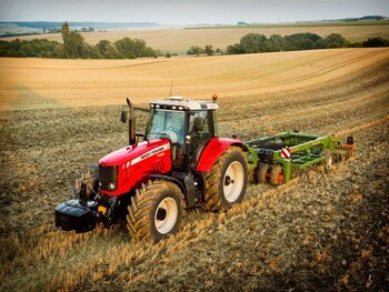 MASSEY FERGUSON 7499