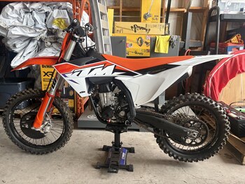 2023 Surron Light Bee X $3200.00 ALL IN Comes with lots of extras
