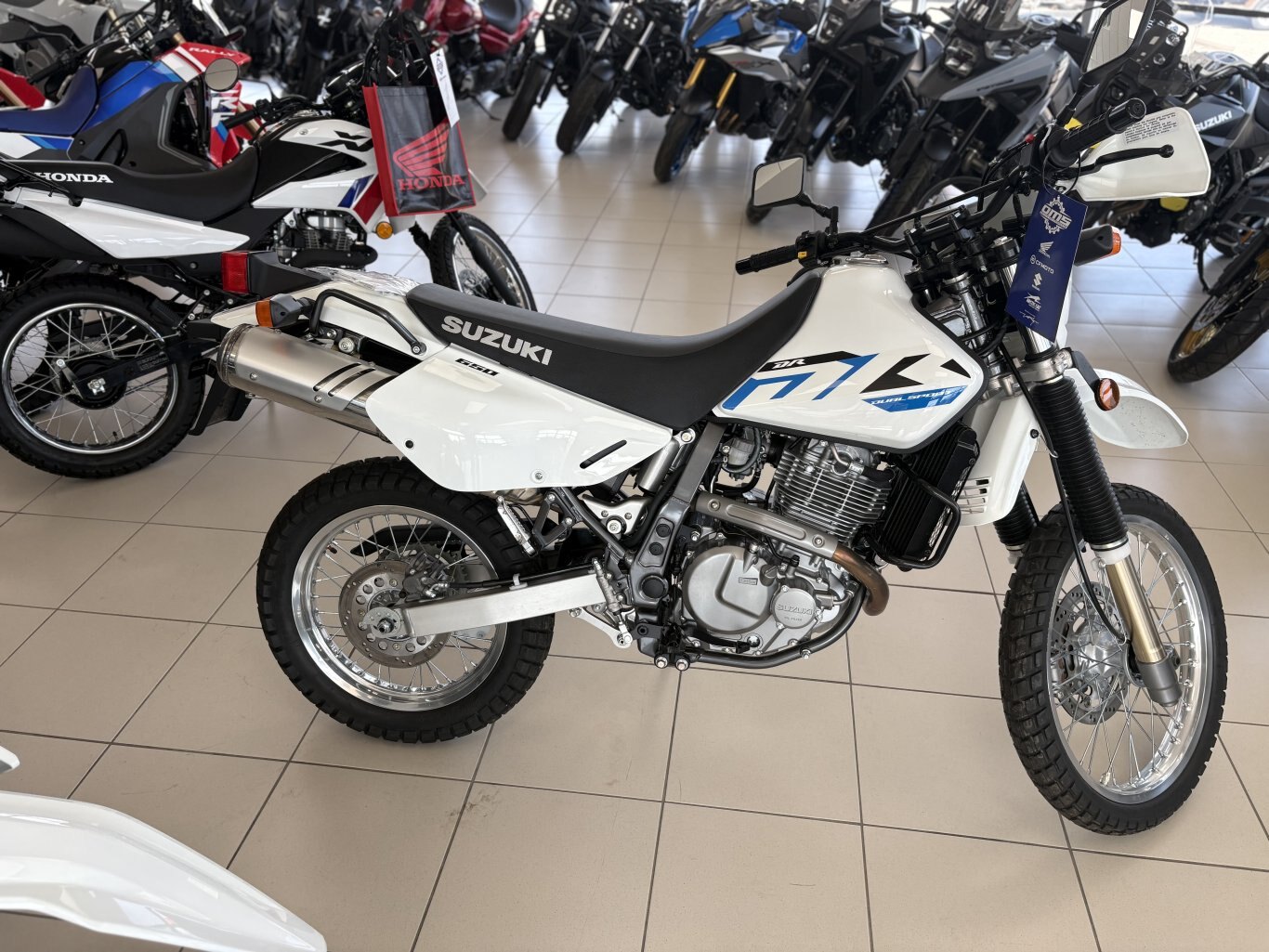2025 Suzuki DR650SE Solid Special White No. 2